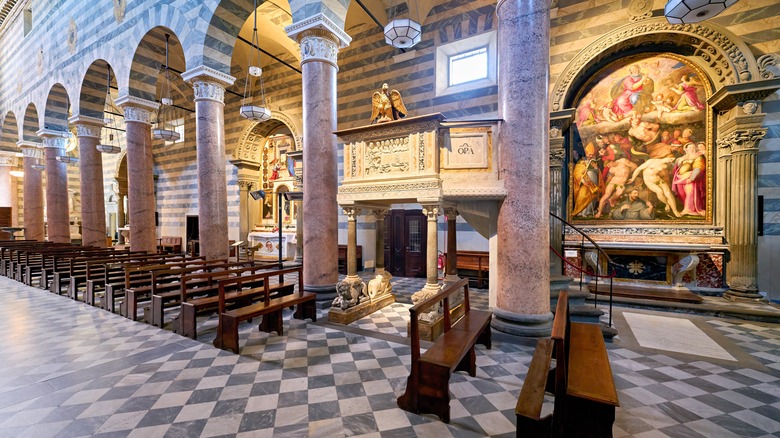 Striped and checked marble duomo interior