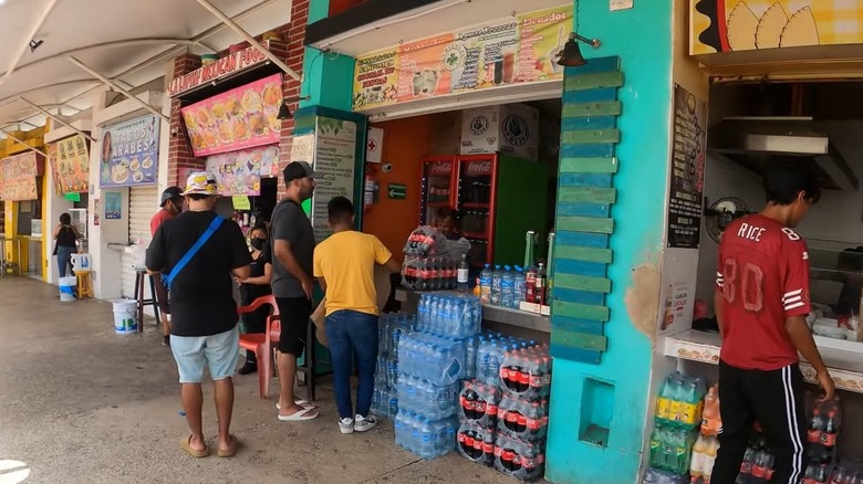 Parque de las Palapas vendors