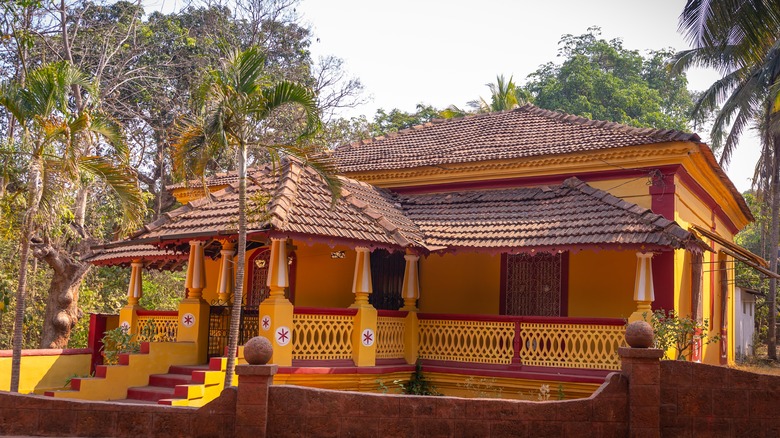 Portuguese house on Divar Island