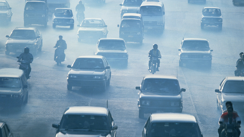 Trafffic on a busy road