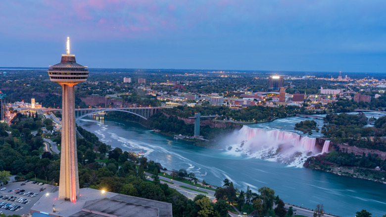 Skylon Tower at Niagara Falls