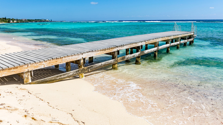 Spotts Beach, Grand Cayman 