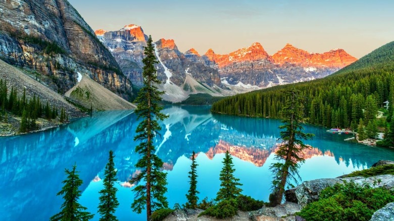 Moraine Lake landscape view