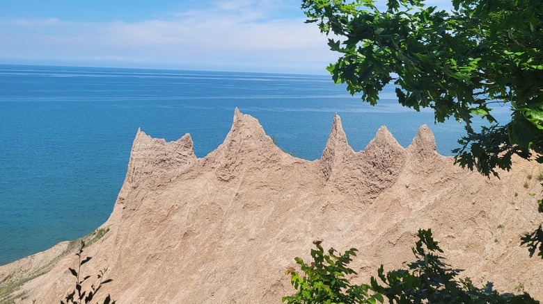 unique pointy sand cliffs