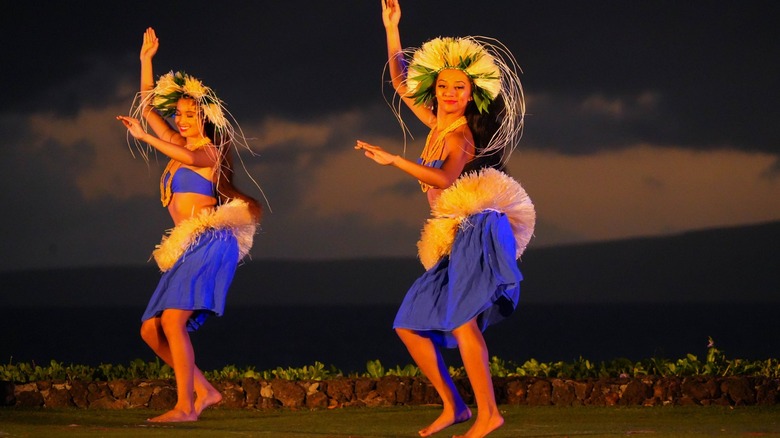 Dancers at a Hawaiian luau