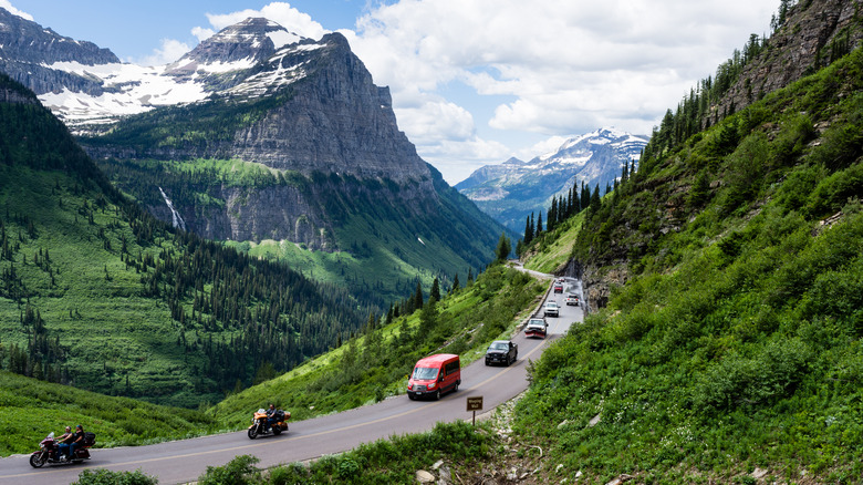 glacier national park going to the sun road