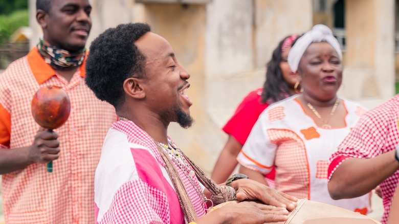 The Garifuna people play instrumentl