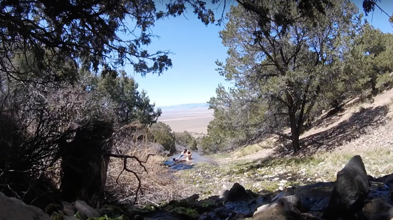 Valley View Hot Springs pool