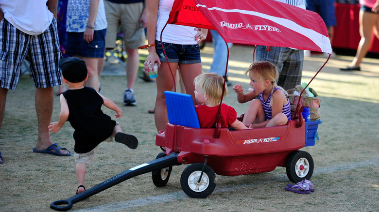 Kids in Radio Flyer wagon